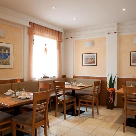 Gaestehaus Stoegmueller Asten Экстерьер фото