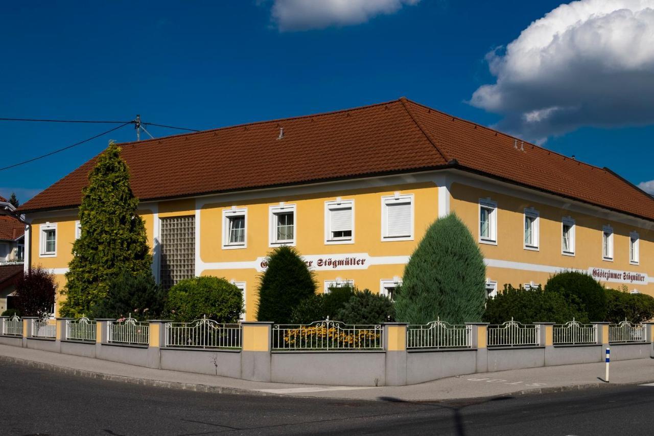 Gaestehaus Stoegmueller Asten Экстерьер фото