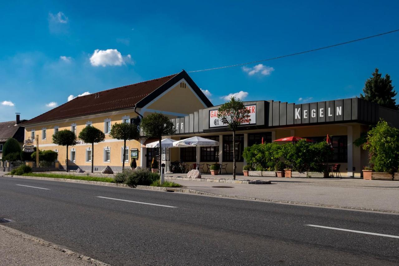 Gaestehaus Stoegmueller Asten Экстерьер фото
